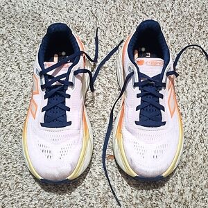 New Balance Fresh Foam X More V5